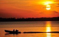 Horgászat a naplementében – eszményi feltöltődést jelenthet