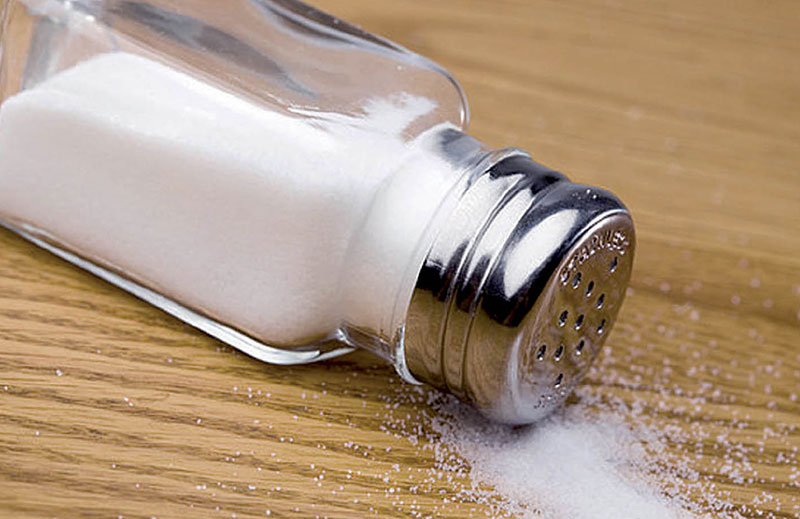 mit egyenek só helyett